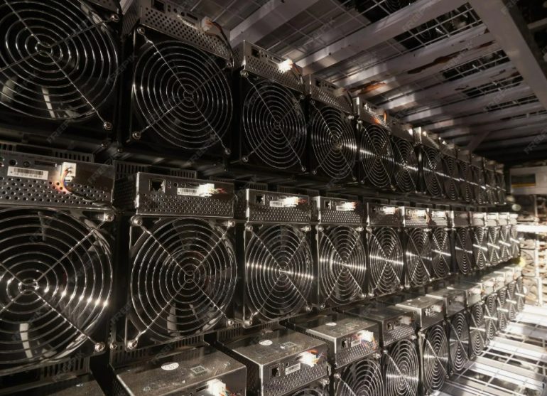 Топ-10 асиков для майнинга биткоина: тест производительности и энергопотребления