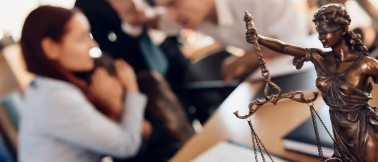 Развод без посредников: почему самостоятельная защита в суде часто обходится дороже услуг юриста